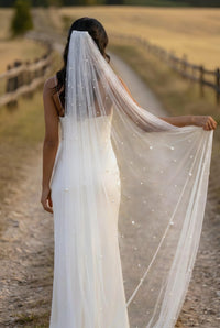 Double Pearl Veil detail 1