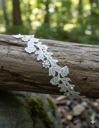 Lace & Pearl Wedding Garter detail 3